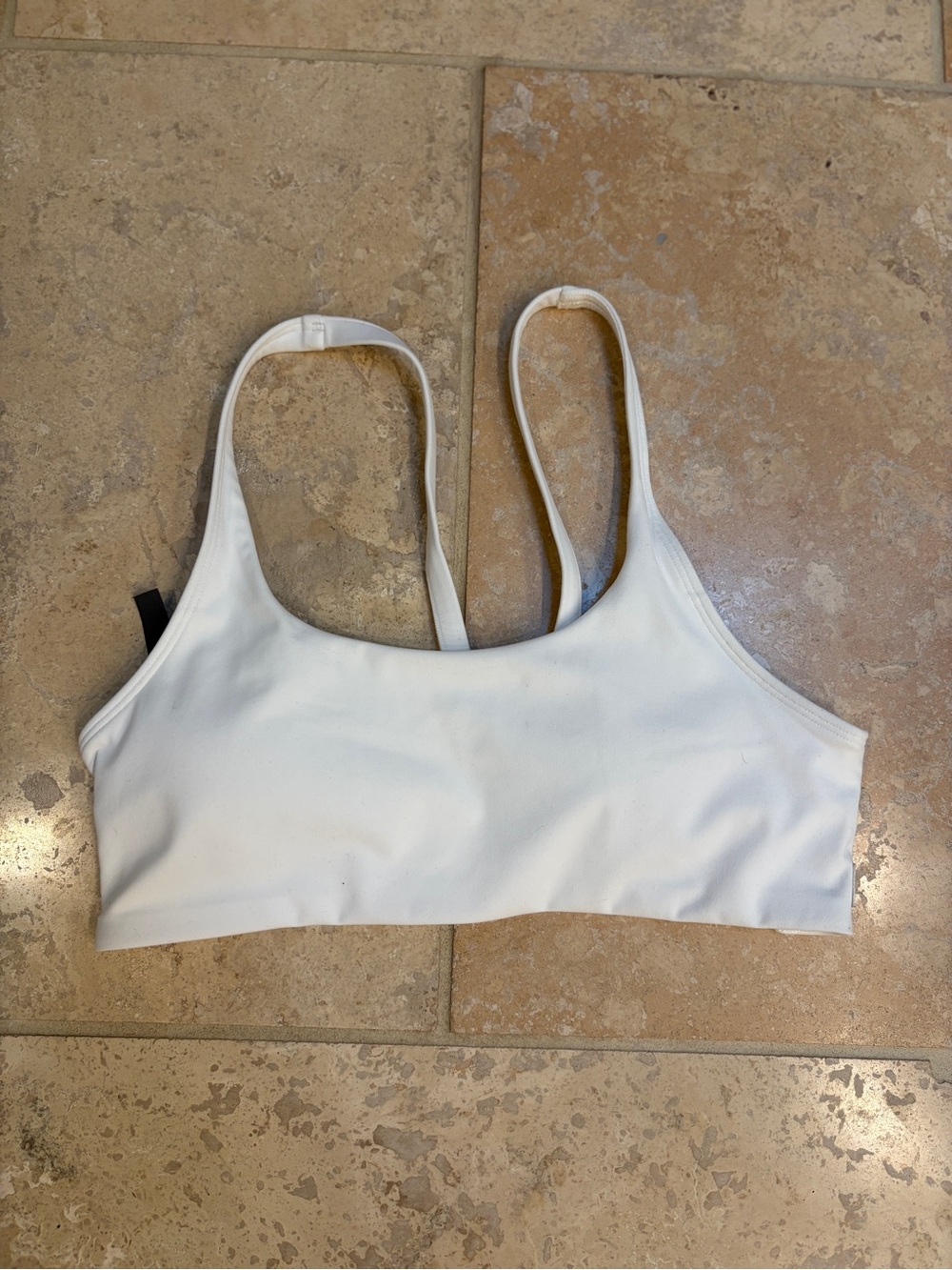 Vuori white Yosemite Sports Bra